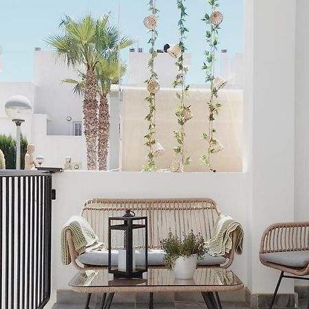 Modern Townhouse In Torrevieja, Costa Blanca Apartment Ngoại thất bức ảnh