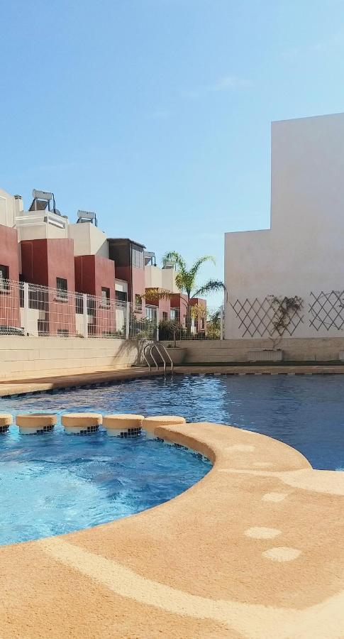 Modern Townhouse In Torrevieja, Costa Blanca Apartment Ngoại thất bức ảnh